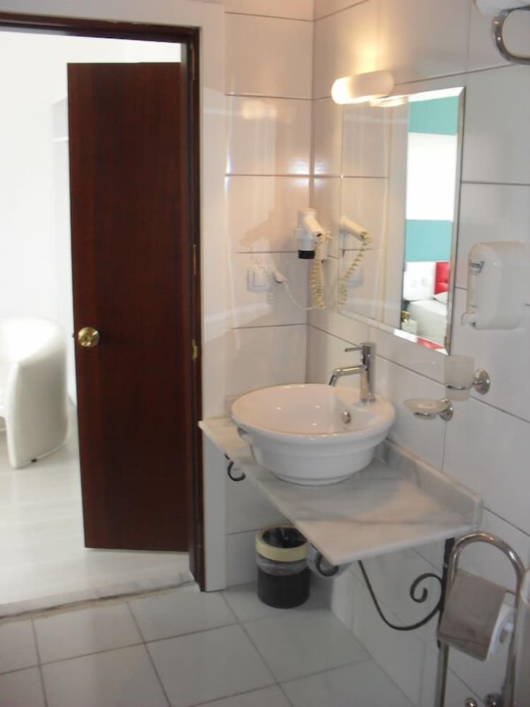 Adalia Otel - Image 36