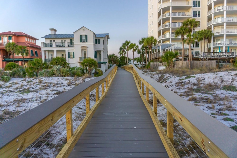 9 Rue Martine in Miramar Beach