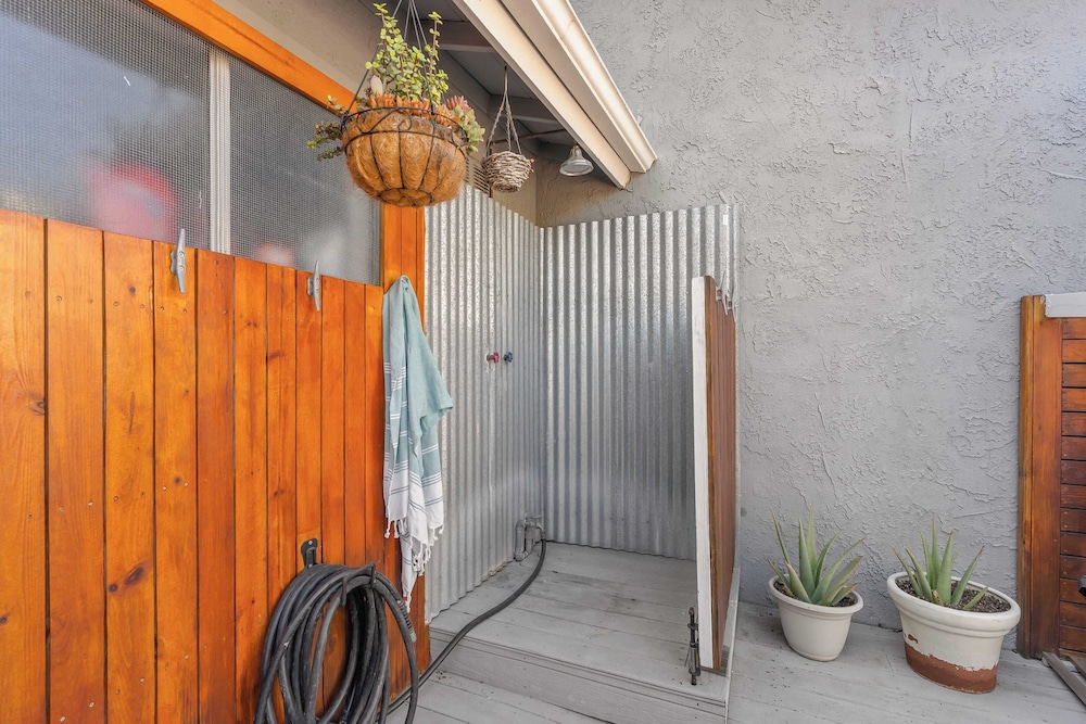 Modern San Clemente Duplex 2 Units w/ Ocean Views, Walk to Trestles Beach