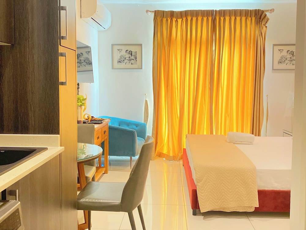 Splendid Apartments at Embassy Gardens