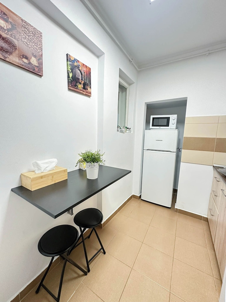 Sunrise Apartments City Center