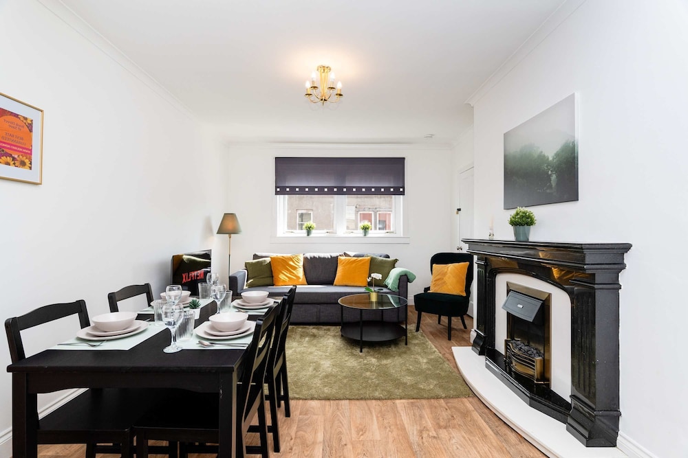 Spacious 3 BED House With Parking, photo 6