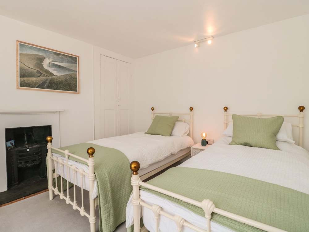Overton Cottage