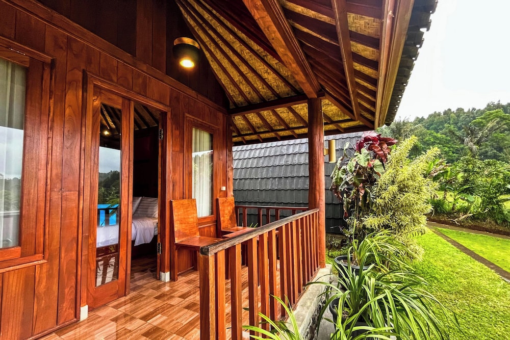 Munduk Luwih Ecolodge Bedugul by AGATA