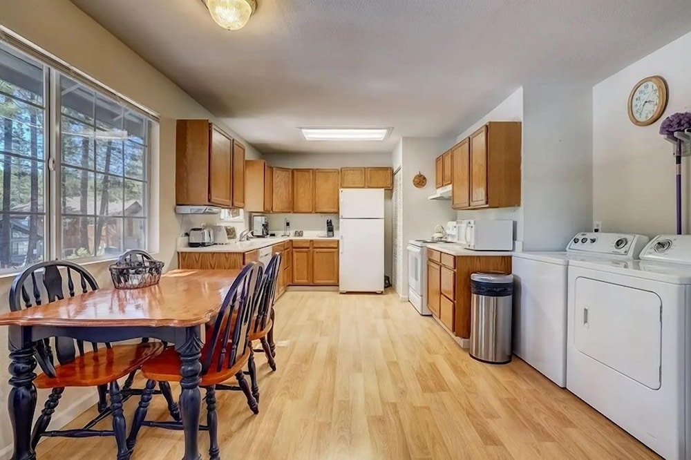1763 Saponi Street 2 Bedroom Cabin
