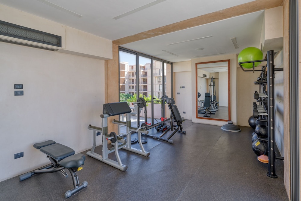 Corasol Modern Apt with Terrace