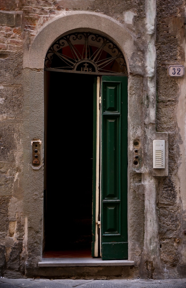 Photo 28