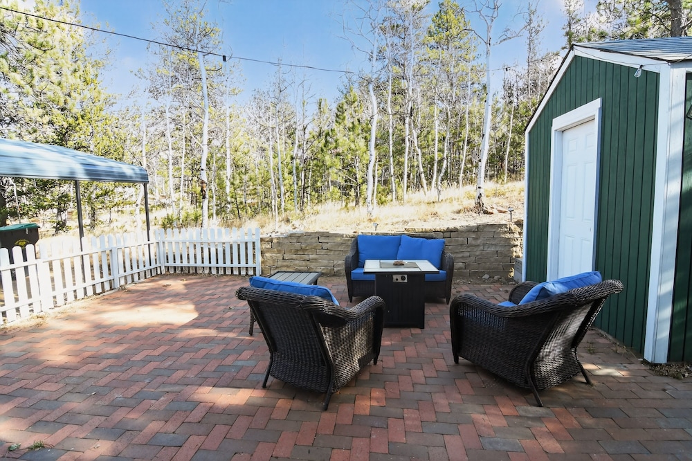 Mountain Escape Cabin With Hot Tub 1 Bedroom Cabin
