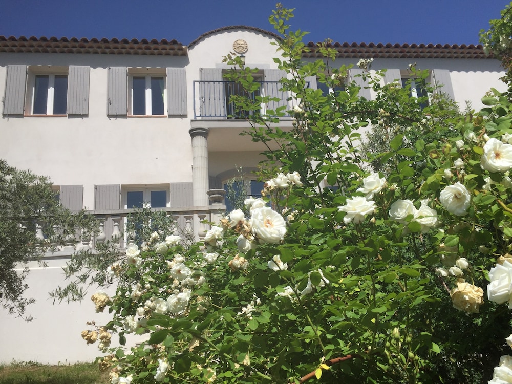 Bastide De Valvérane