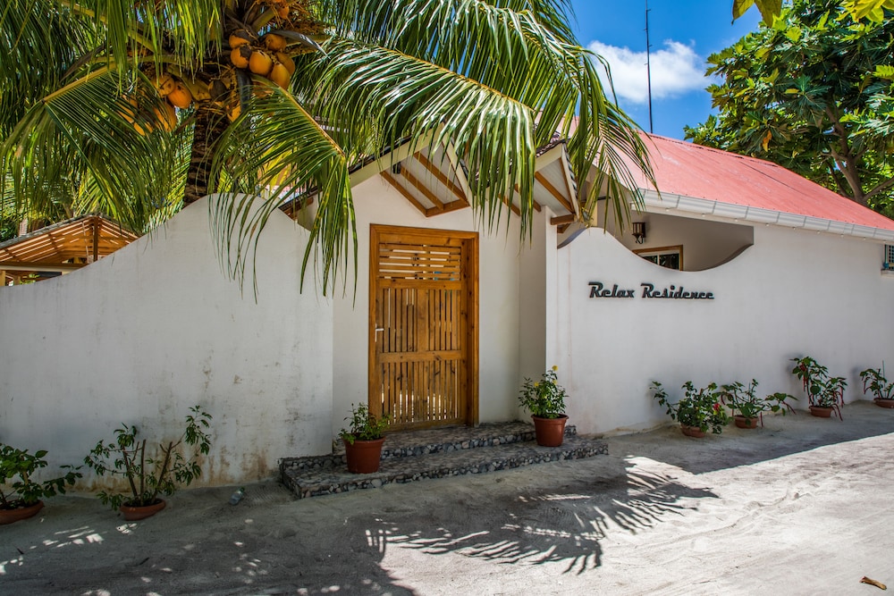 Relax Residence Thoddoo Maldives