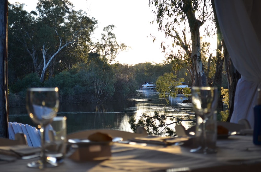 Tindarra Resort