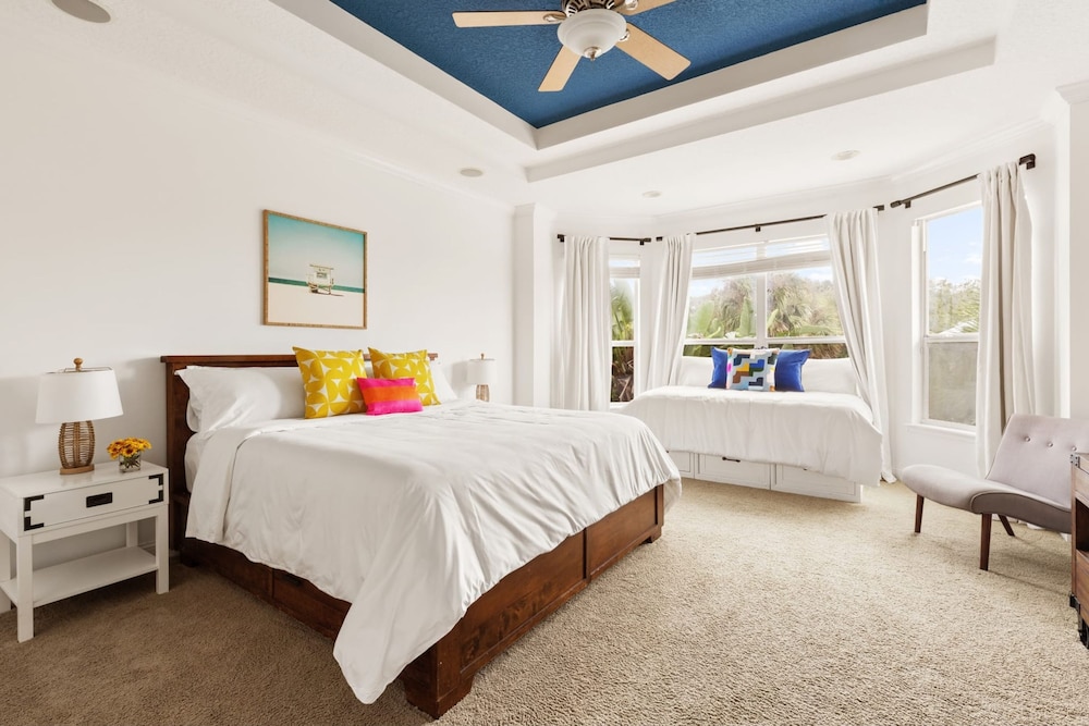 Vilano Villa Near Beach w Saltwater Pool Spa Game Room Built-in Grill