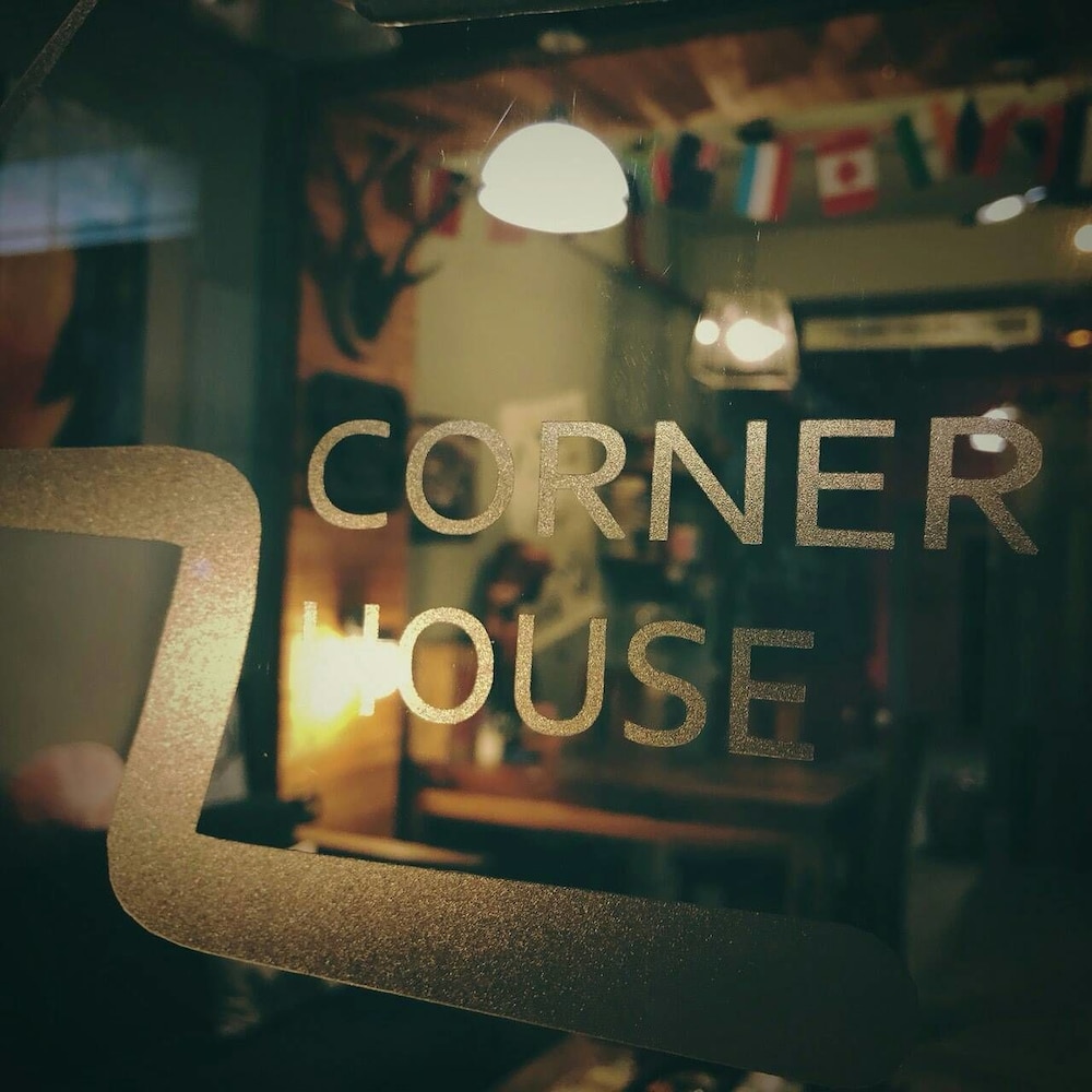 Corner House - Hostel