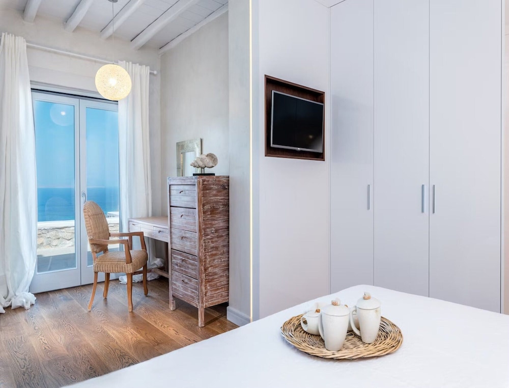 Villa With Views to Delos Island