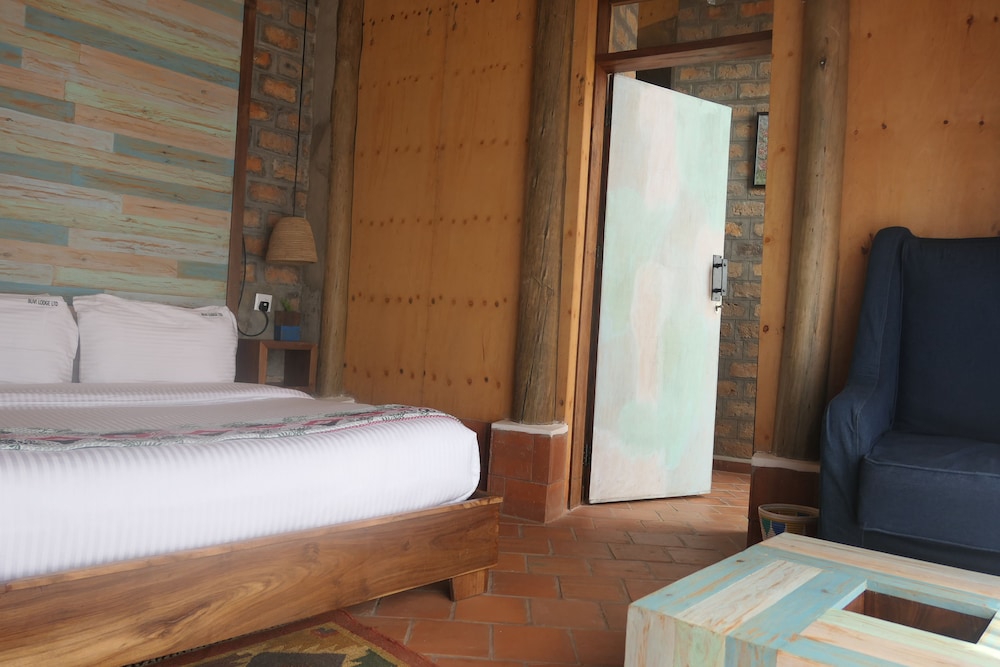 Buvi Lodge