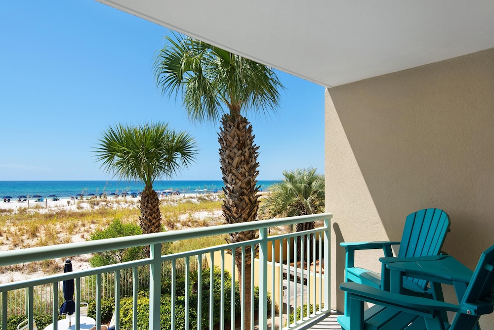 Pelican Isle 107