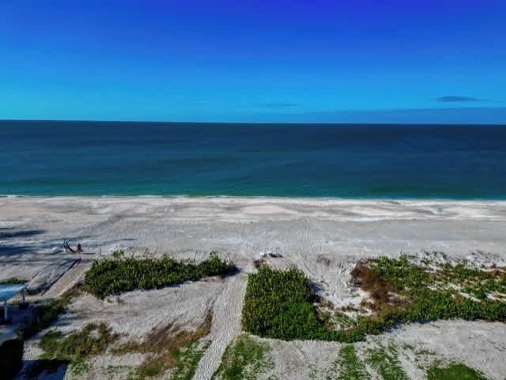 Luxury Beachfront Retreat in Longboat Key