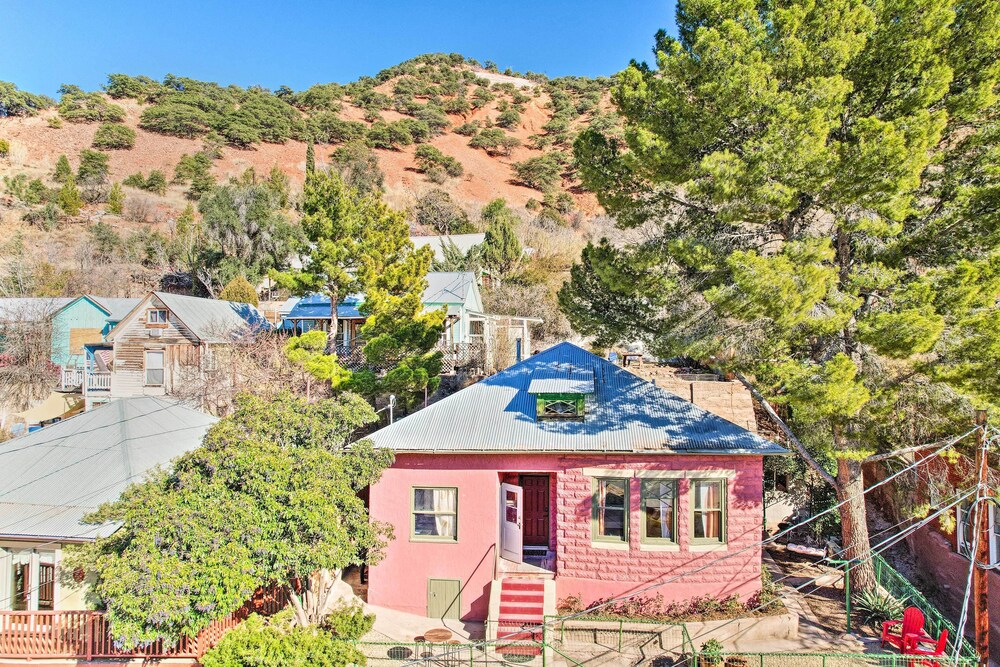 Bisbee Home: Fantastic Views & Walkable Location! view 2