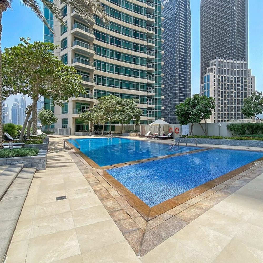 Silkhaus High Floor in Downtown Fully Furnished