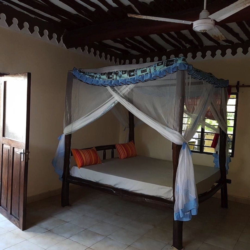 Kivuli Villas