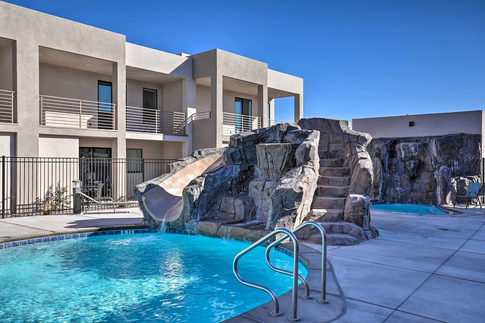 Pool Access: St George Townhome Near Trails!