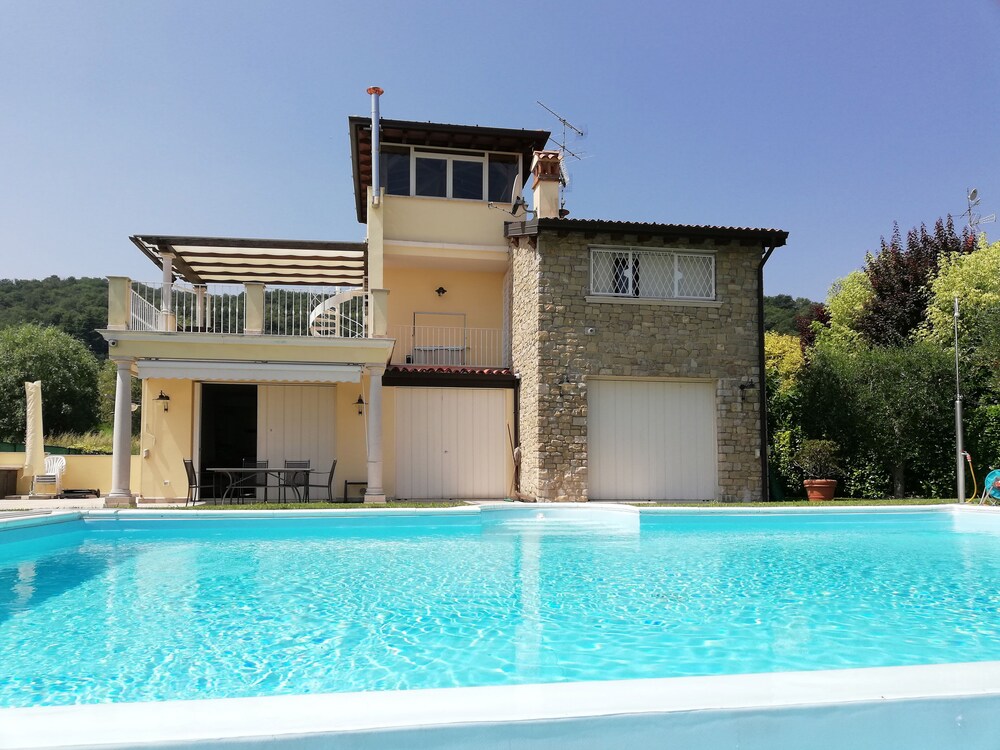 Villa Perla by Wonderful Italy view 3