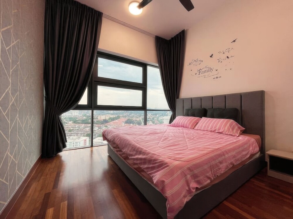 Ciao Pacific 63 Residence Apartments