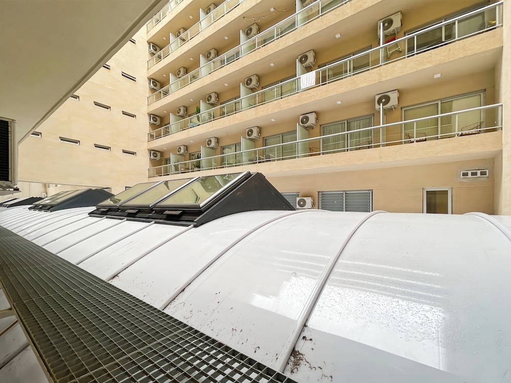 Ayres Suites Moreno