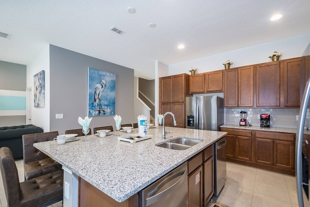 12br Resort Villa With Pool & Spa Near Disney 12 Bedroom Home