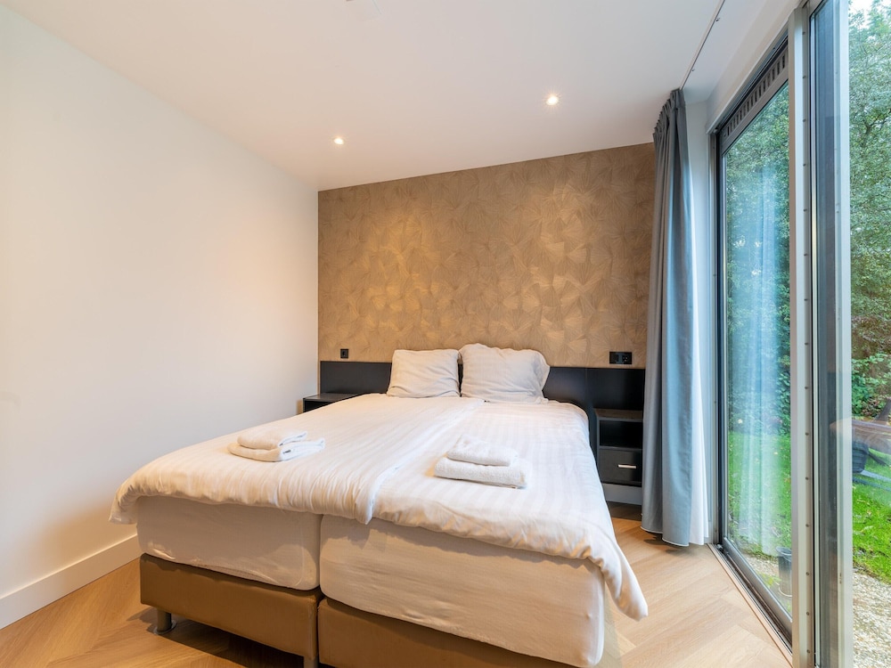 Holiday Home in Zevenhuizen Near Rottemeren