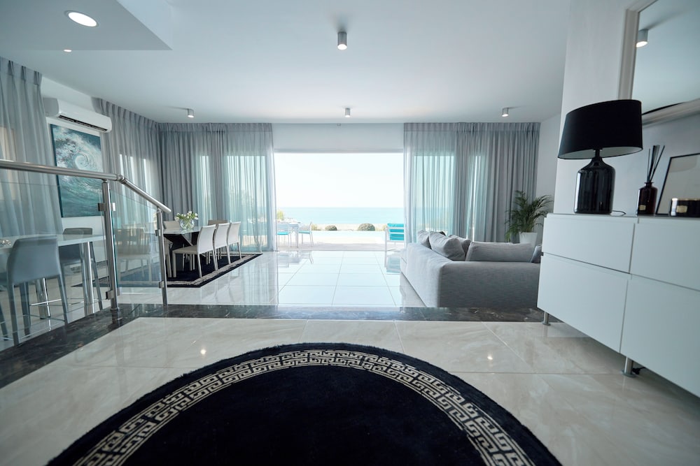 Olymp Luxury Villa C