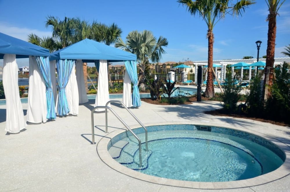 Beautiful Villa With Private Pool, Close to Disney, Orlando Villa 2641 - Image 5