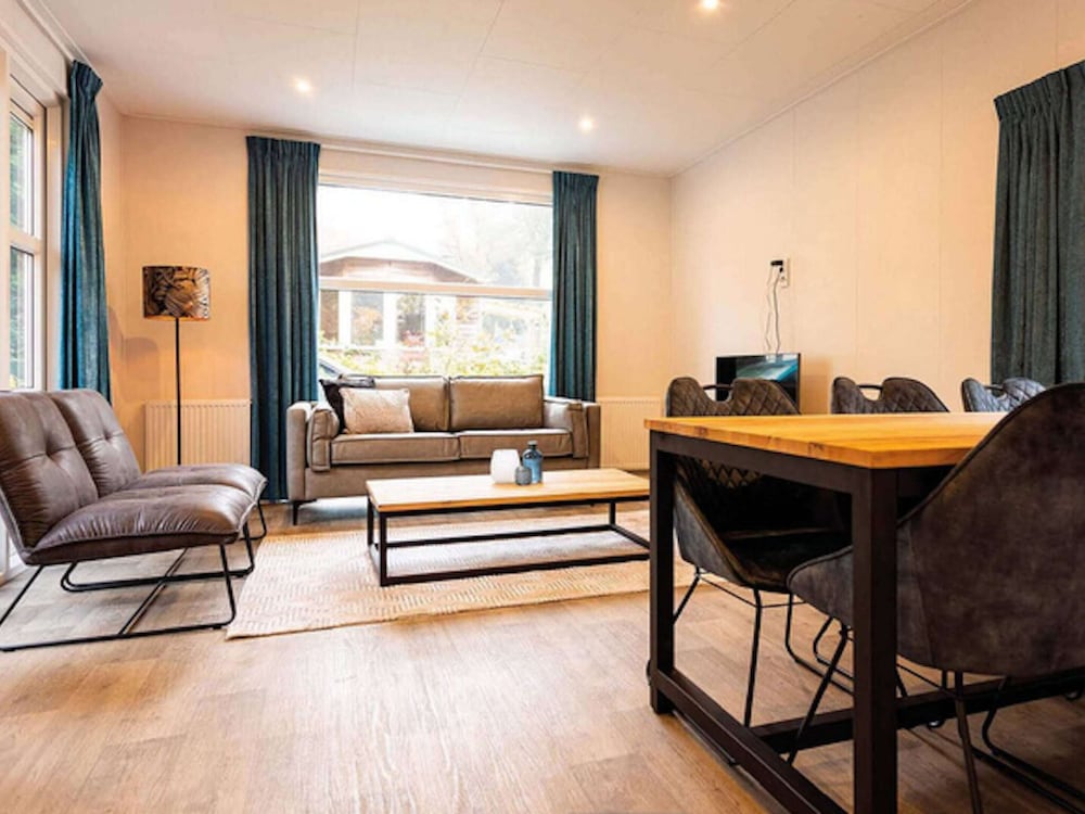 Well-kept Chalet With Dishwasher view 4