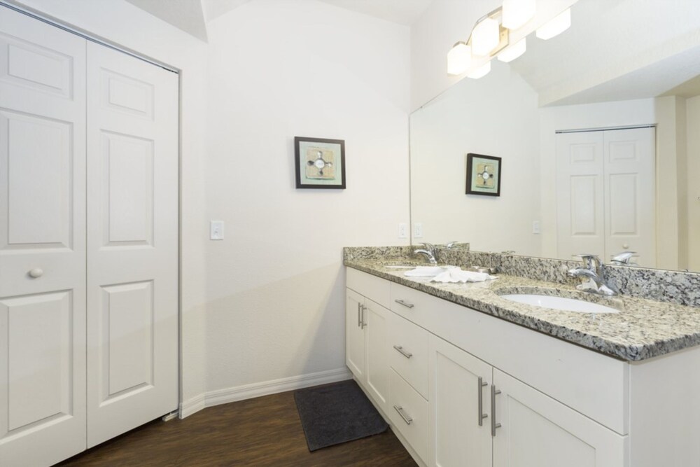 Lucaya Village 2905 C - Image 4