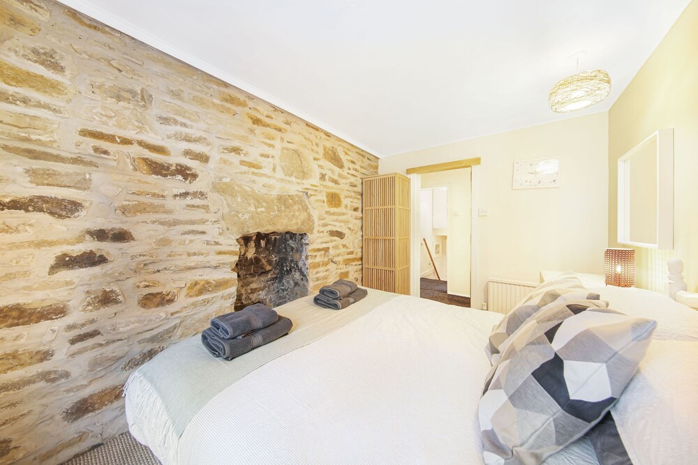 Host Stay Batemill Cottage