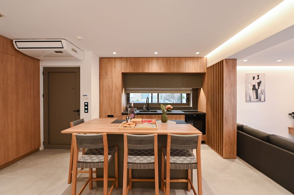 MGK Luxury Suites With a Private Pool Ligaria
