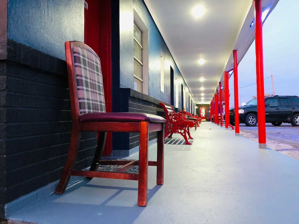 RELAX INN - Property Image 3