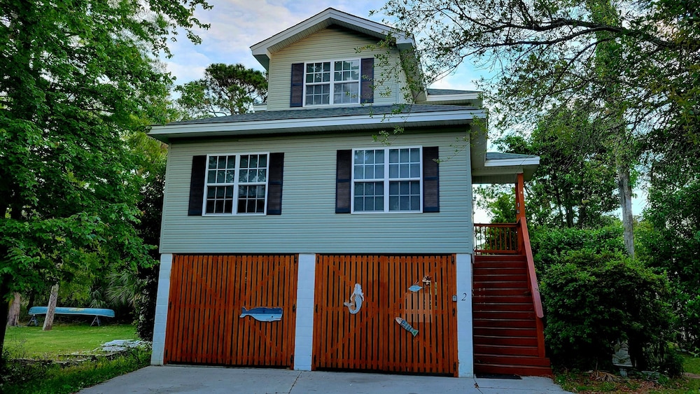 Rest Your Case - 2 Gabby Lane by Tybee Vacation Rentals