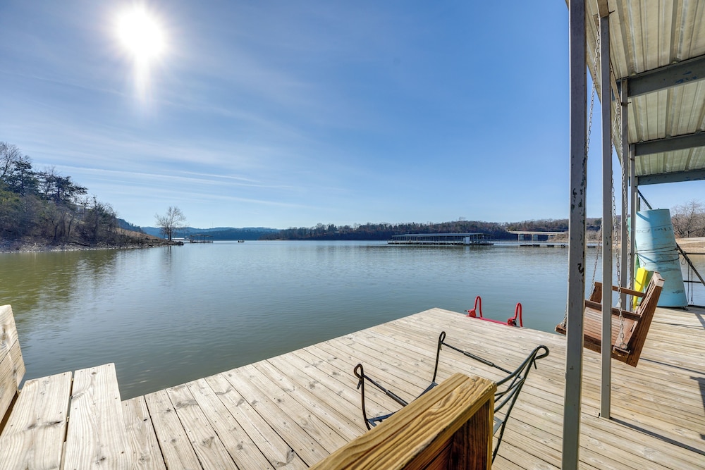 Bass Fishing Paradise: Cottage on Table Rock Lake