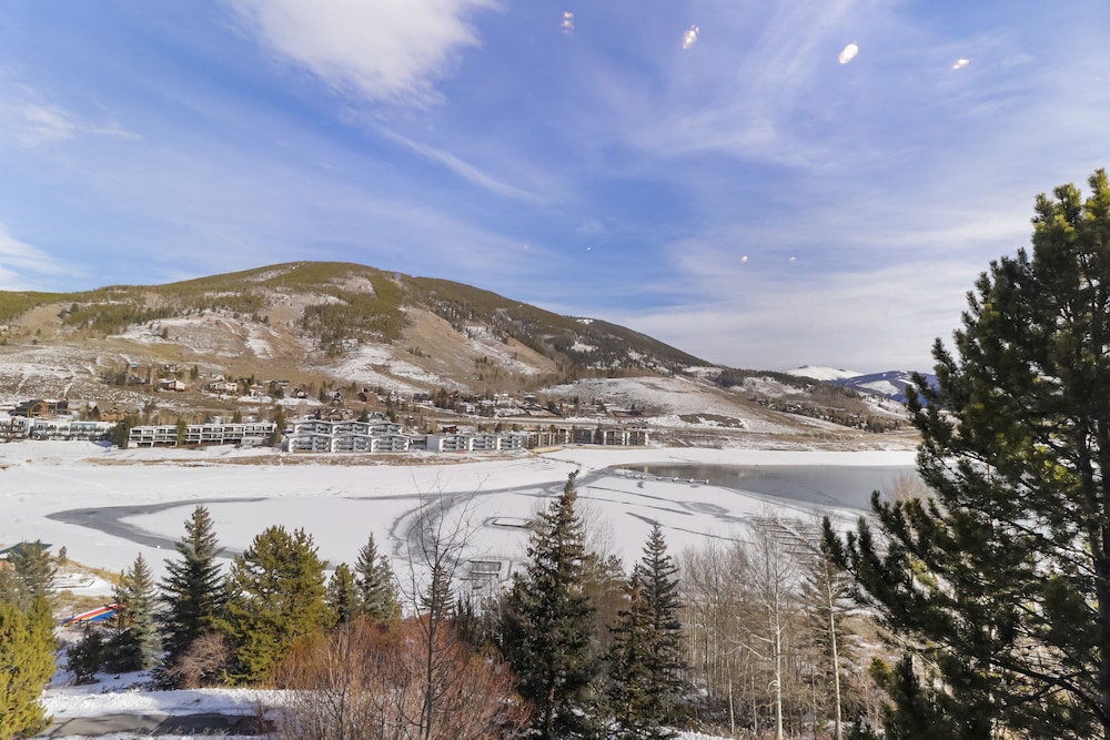 317 Lodge At Lake Dillon 1 Bedroom Condo