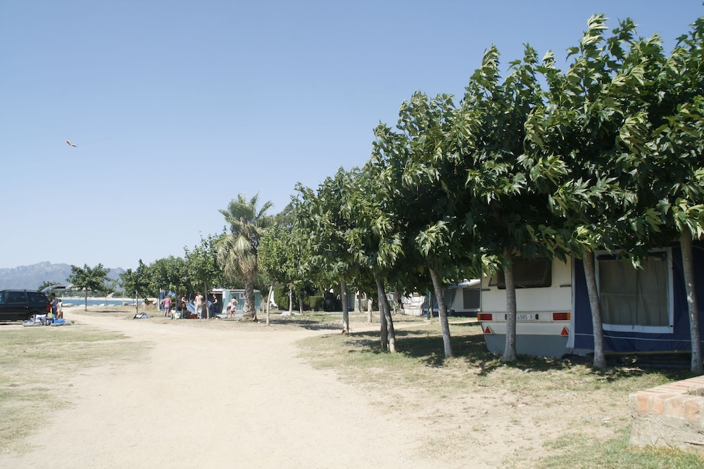 AP Costas - Camping Playa y Fiesta