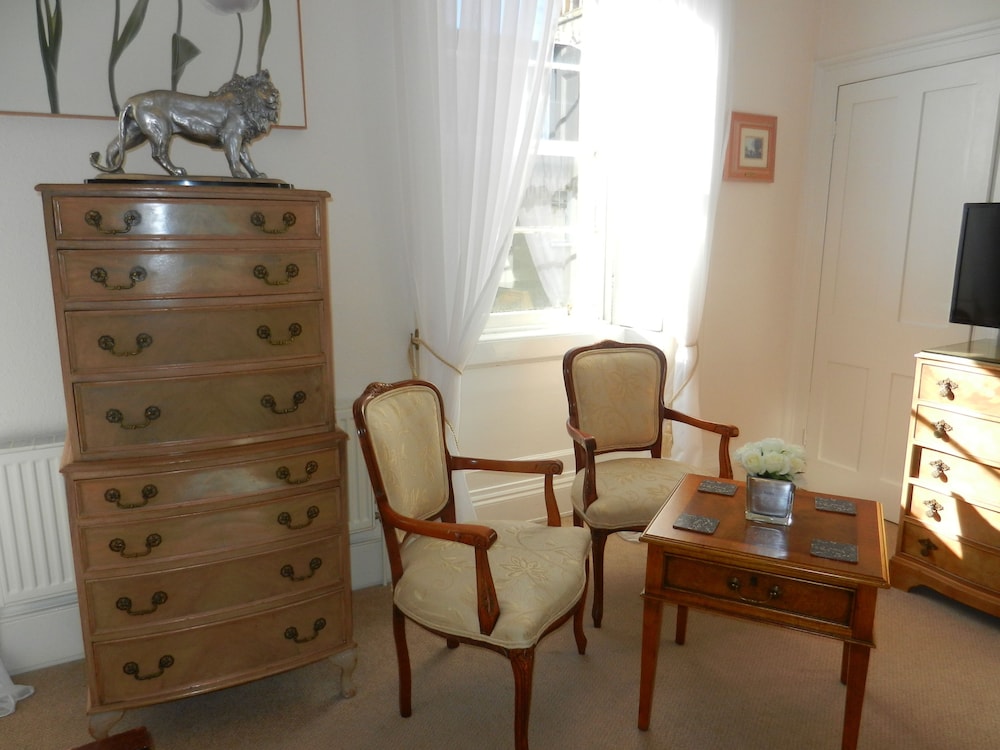Brocks Guest House