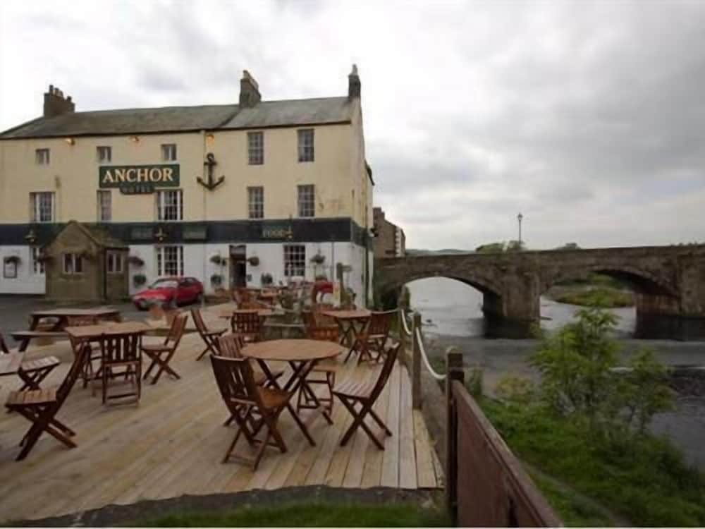 Anchor Hotel