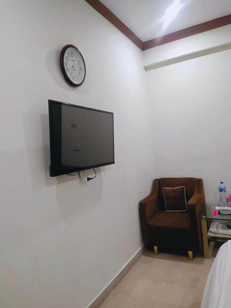 Executive Inn Guest House