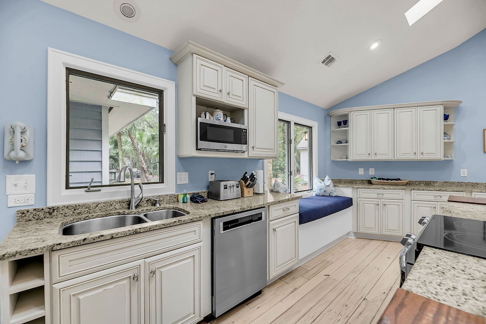 Tide Timber - A Premiere Stay On Seabrook