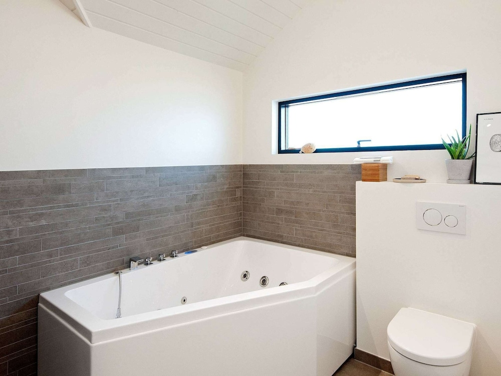 Seaside Luxury Retreat - By Traum Ferienwohnungen view 3