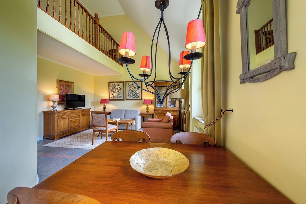 Corneli Residences Château St. Gerlach