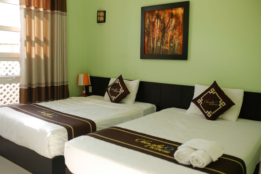 Chau Plus Homestay