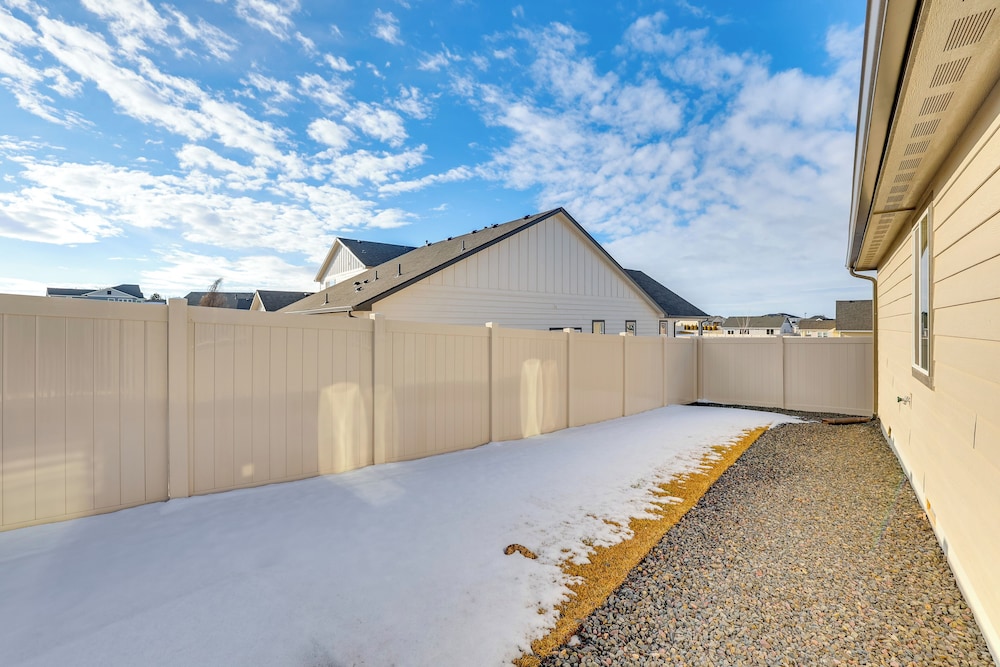 7 Mi to Lake Lowell Park: Nampa Home w/ Backyard