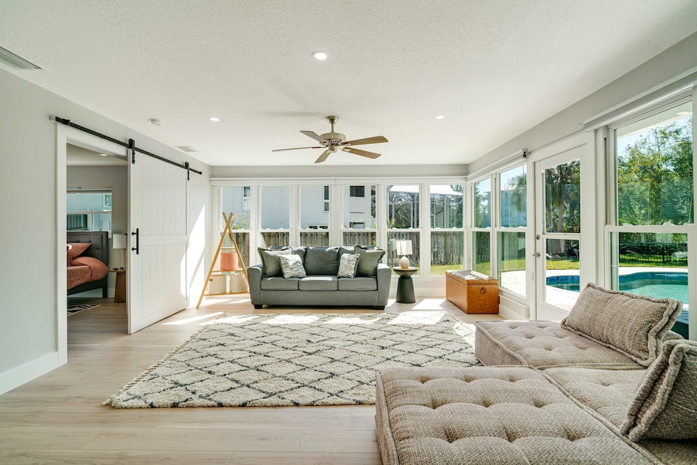 Sarasota Waterfront Pool Home With Dock